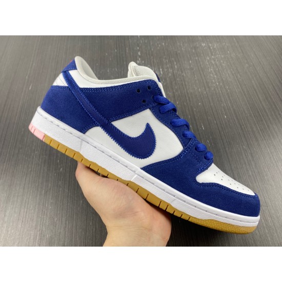 Dunk Low SB 