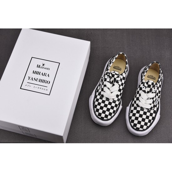 Ma1s0n MIHARA YASUHIRO SNEAKERS