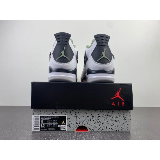 Wmns Air Jordan 4 Retro 