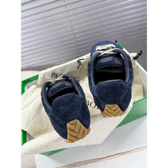 B0T*EGA VENE*A SNEAKERS BV043