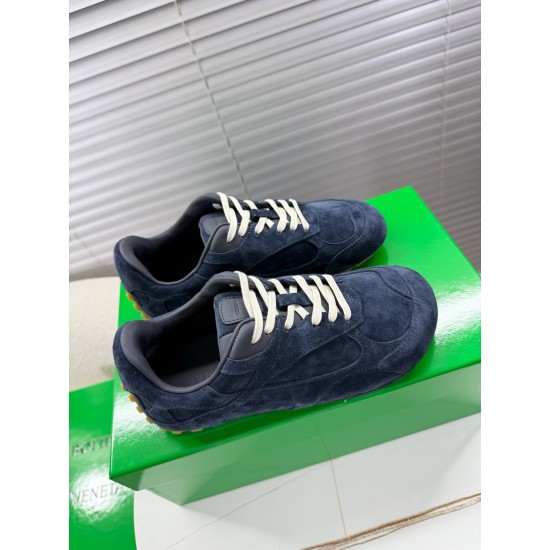 B0T*EGA VENE*A SNEAKERS BV043