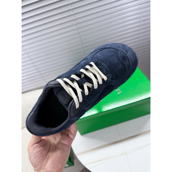 B0T*EGA VENE*A SNEAKERS BV043