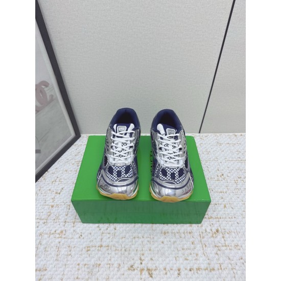 B0T*EGA VENE*A SNEAKERS BV040