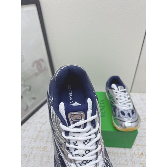 B0T*EGA VENE*A SNEAKERS BV040