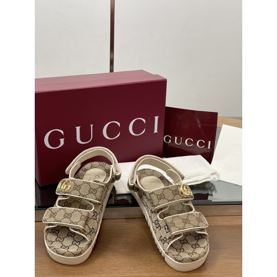 Gvc*1 SANDALS ADG001