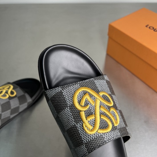 L-CROSSKICK-V SLIDES LLL022