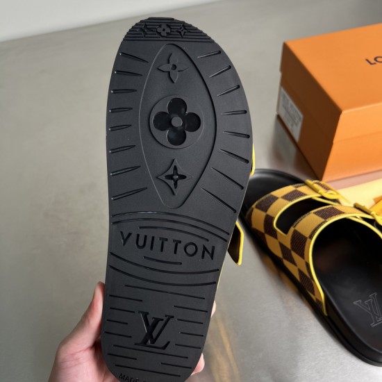 L-CROSSKICK-V SLIDES LLL015