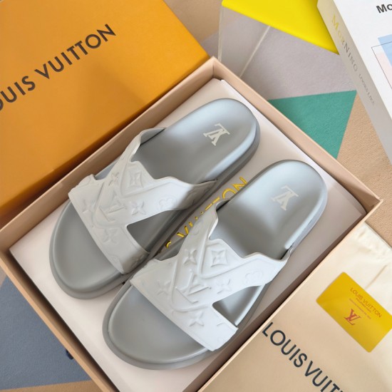 L-CROSSKICK-V SLIDES LLL002