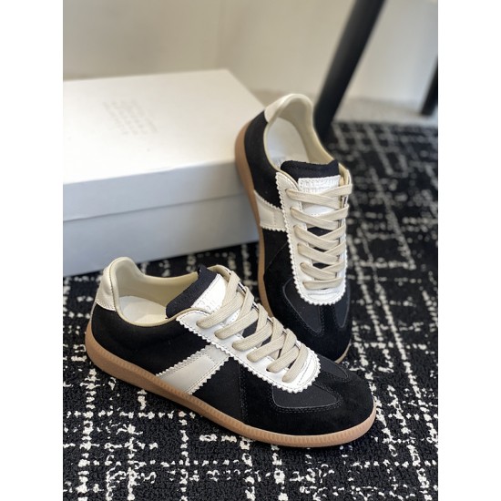 Ma1s0n Marg*e1a Sneakers MM046