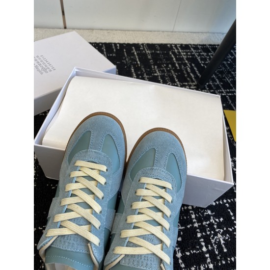 Ma1s0n Marg*e1a Sneakers MM035