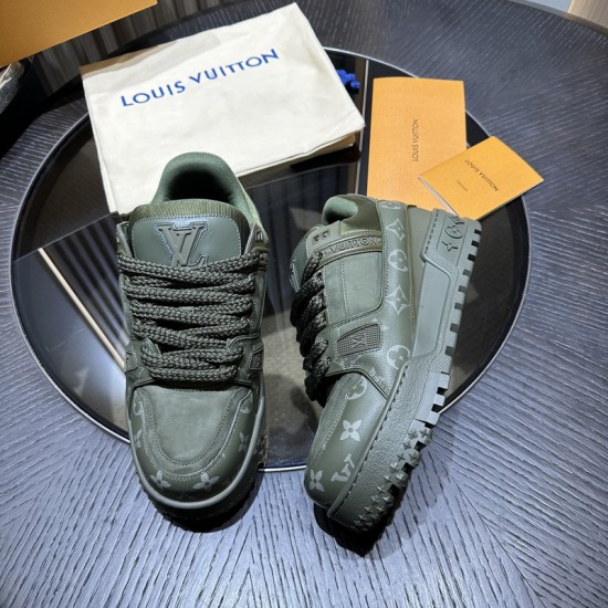 L0uis V*1t*on Sneaker - LL094