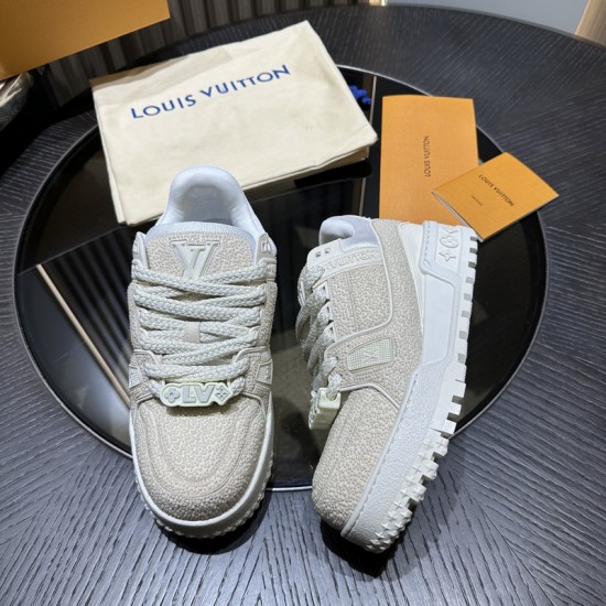 L0uis V*1t*on Sneaker - LL093