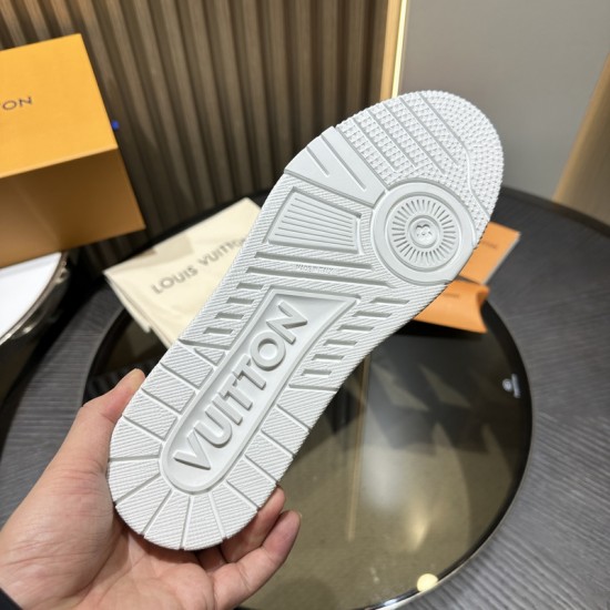 L0uis V*1t*on Sneaker LL047