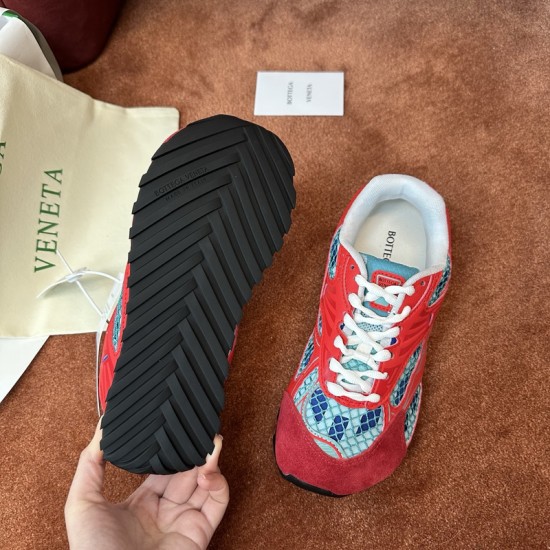 B0T*EGA VENE*A SNEAKERS BV038