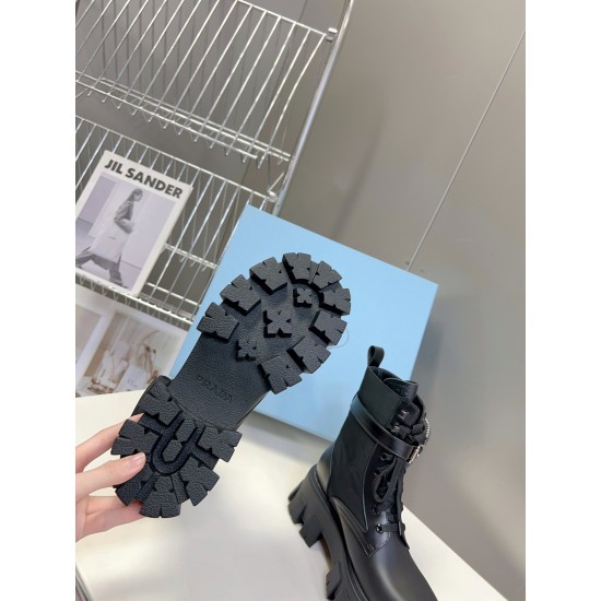 PRAD@ BOOTS - BOOT004