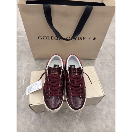 GOLDEN GOOSE SNEAKERS GO033