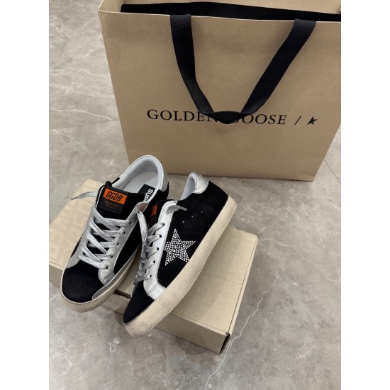 GOLDEN GOOSE SNEAKERS GO032
