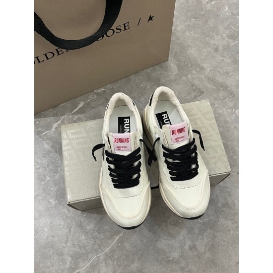 GOLDEN GOOSE SNEAKERS GO026