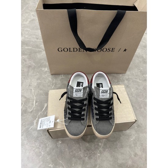 GOLDEN GOOSE SNEAKERS GO024
