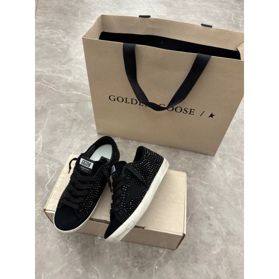 GOLDEN GOOSE SNEAKERS GO020