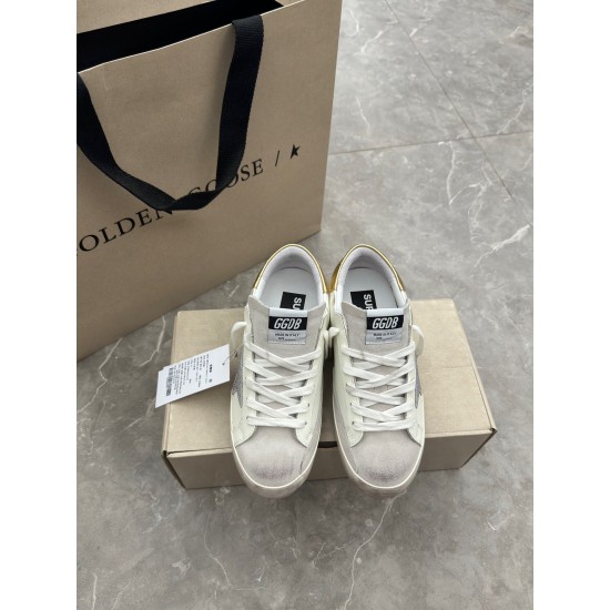 GOLDEN GOOSE SNEAKERS GO019