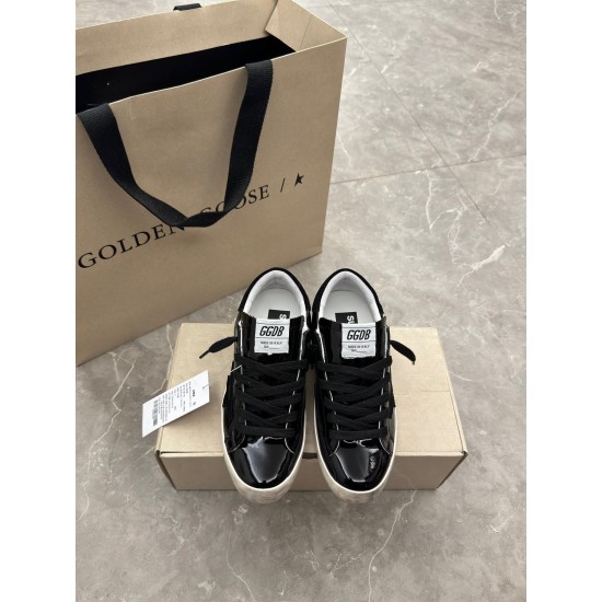 GOLDEN GOOSE SNEAKERS GO018