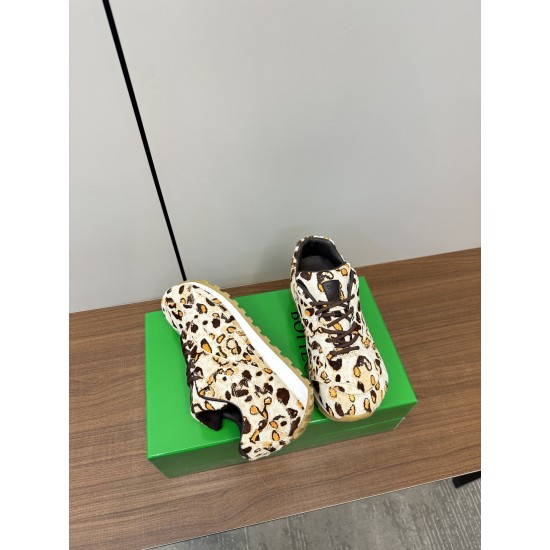 B0T*EGA VENE*A SNEAKERS BV035