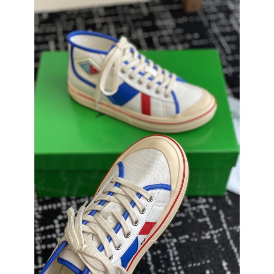 B0T*EGA VENE*A SNEAKERS BV034