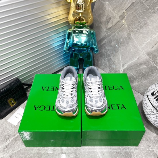 B0T*EGA VENE*A SNEAKERS BV030