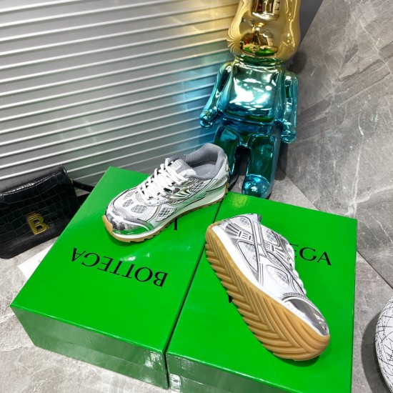 B0T*EGA VENE*A SNEAKERS BV030