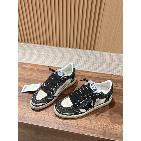 GOLDEN GOOSE SNEAKERS GO017