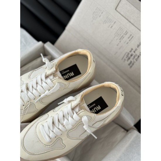 GOLDEN GOOSE SNEAKERS GO010