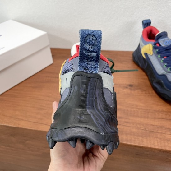 OFW C/O ODSY-1000 SNEAKER