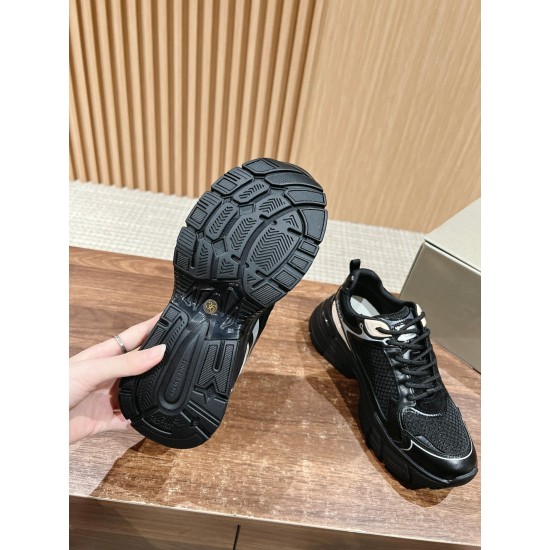 GOLDEN GOOSE SNEAKERS GO006