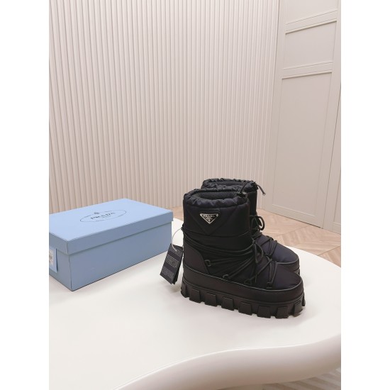 PRAD@ BOOTS PA045