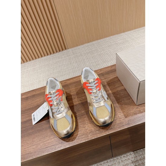 GOLDEN GOOSE SNEAKERS GO002