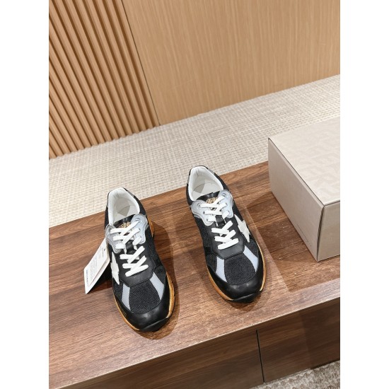 GOLDEN GOOSE SNEAKERS GO001