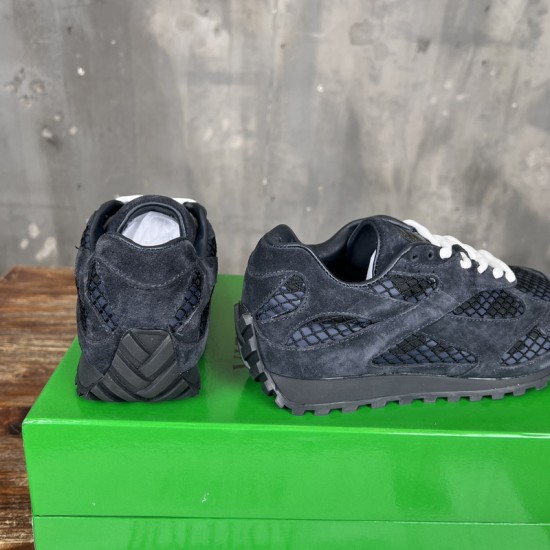 B0T*EGA VENE*A SNEAKERS BV023