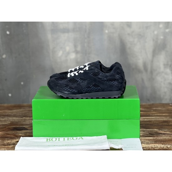 B0T*EGA VENE*A SNEAKERS BV023