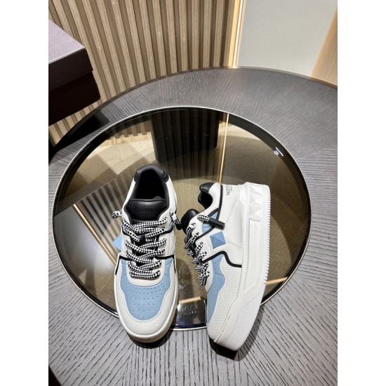Va1e*ntin0 SNEAKERS VSD028