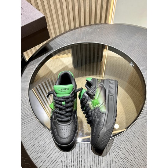 Va1e*ntin0 SNEAKERS VSD025