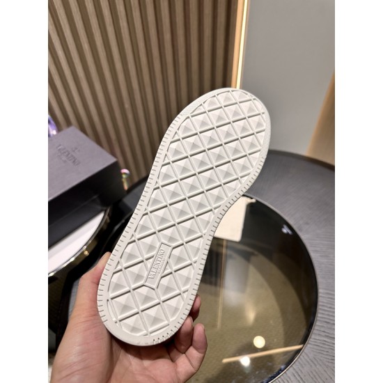 Va1e*ntin0 SNEAKERS VSD023