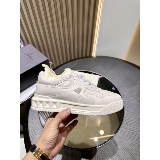 Va1e*ntin0 SNEAKERS VSD022