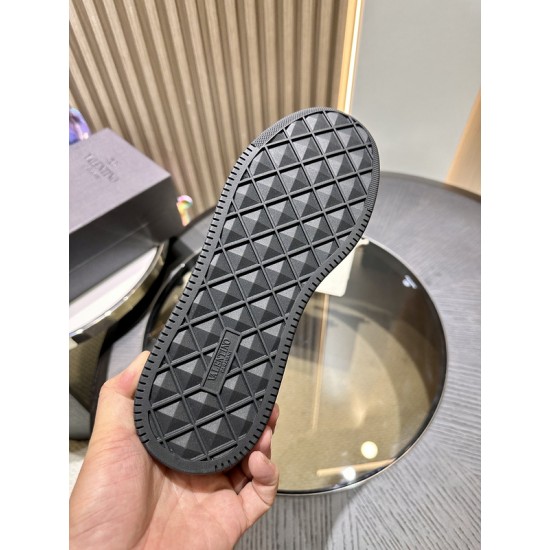 Va1e*ntin0 SNEAKERS VSD020