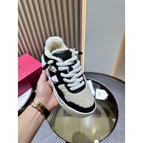 Va1e*ntin0 SNEAKERS VSD019