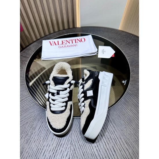 Va1e*ntin0 SNEAKERS VSD019