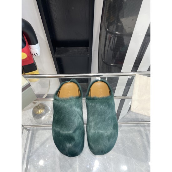 MARNI SLIDES MA023