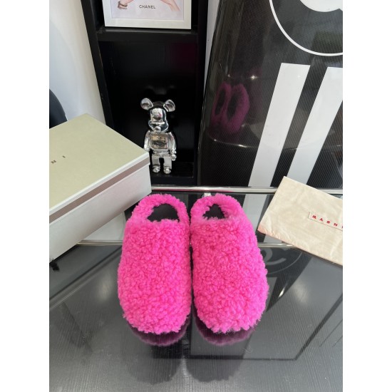MARNI SLIDES MA015