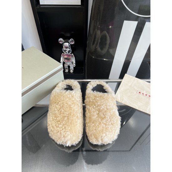 MARNI SLIDES MA014