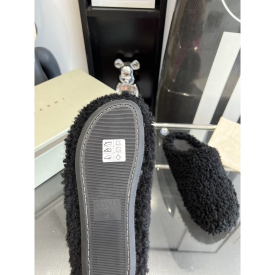 MARNI SLIDES MA013